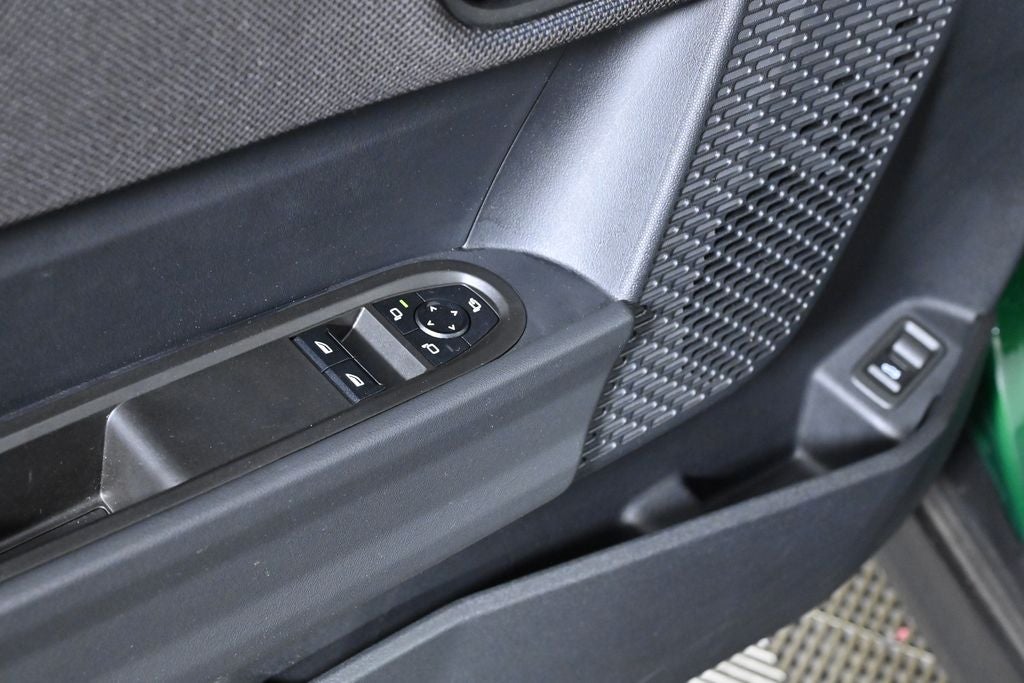 2025 MINI 2 Door Cooper Signature Plus