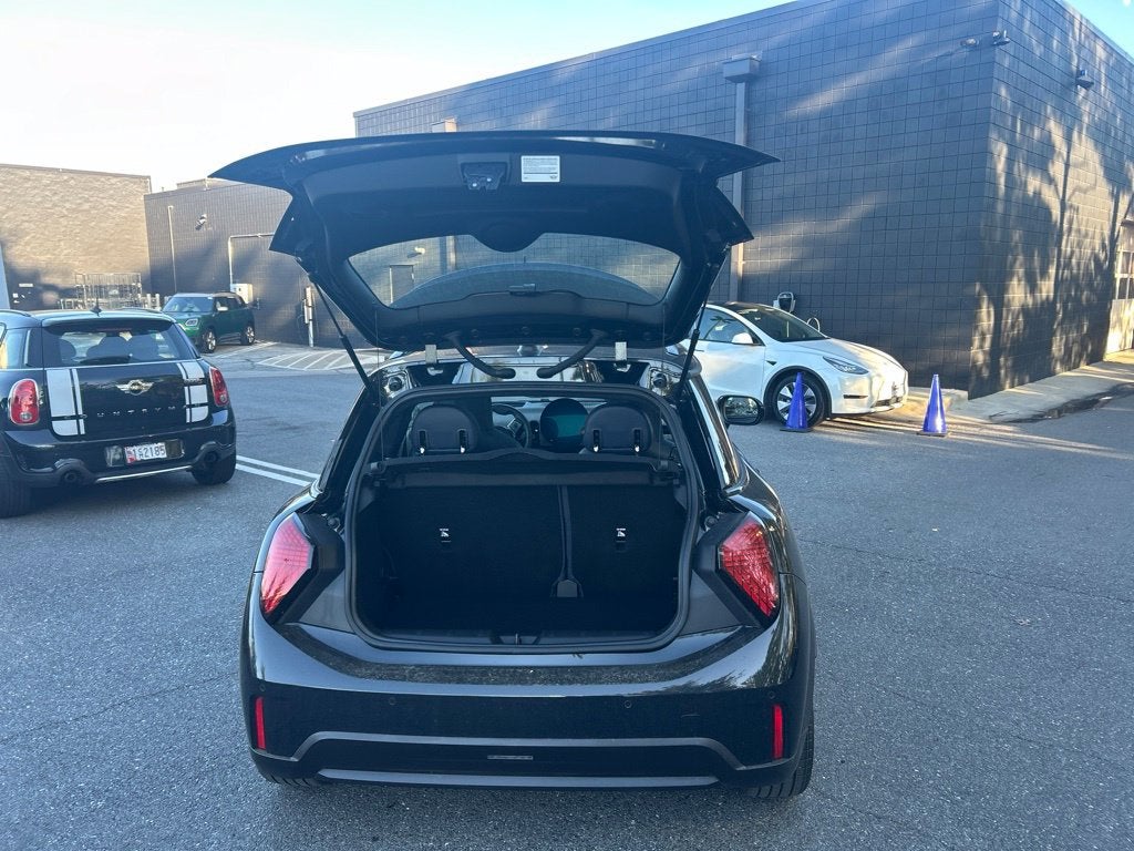 2025 MINI Cooper S Iconic Hardtop 2 Door