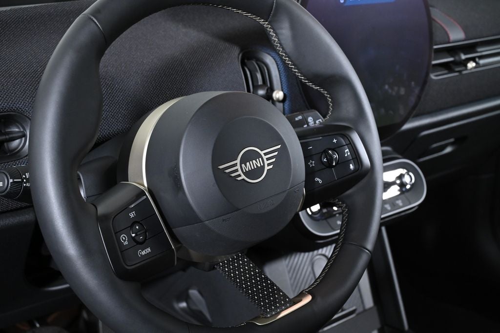 2025 MINI 2 Door Cooper Iconic