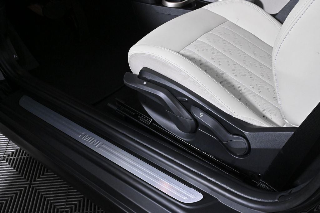 2025 MINI Cooper S Signature Plus