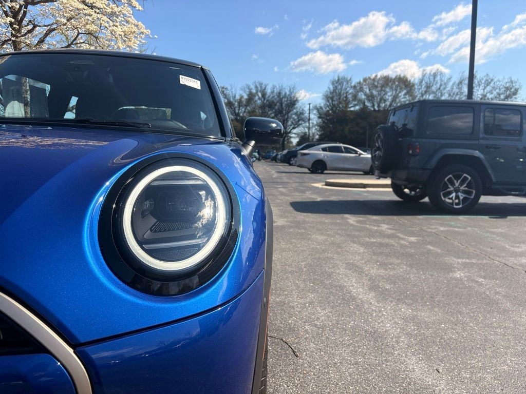 2025 MINI Cooper S Iconic Hardtop 2 Door