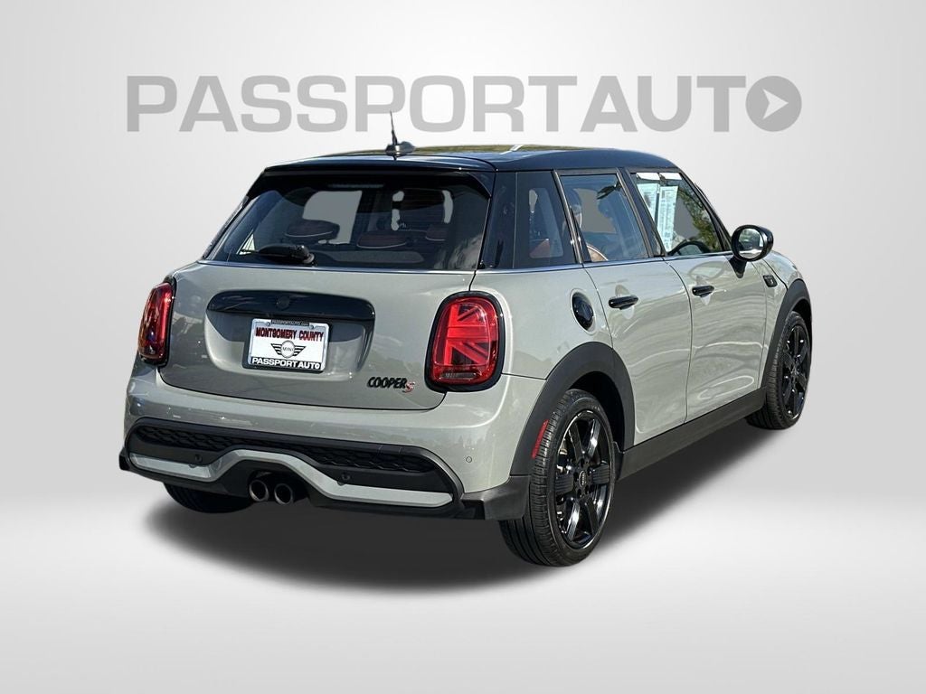 2022 MINI Cooper S Iconic Hardtop 4 Door