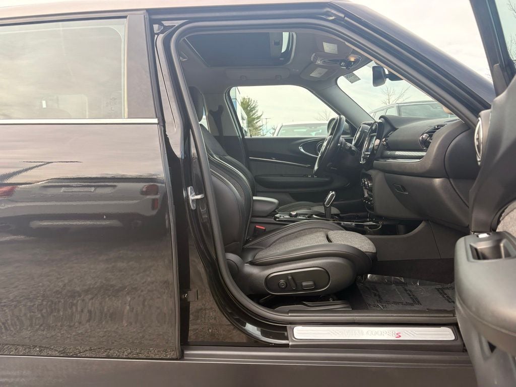 2020 MINI Cooper S Clubman Signature