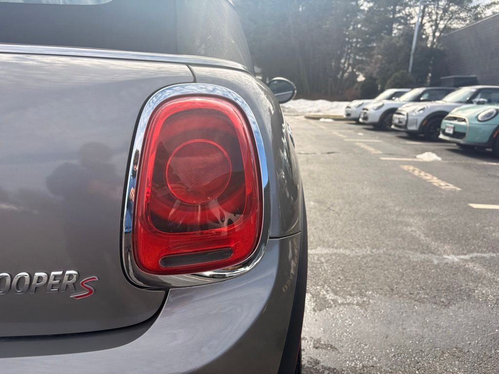 2016 MINI Cooper S Base