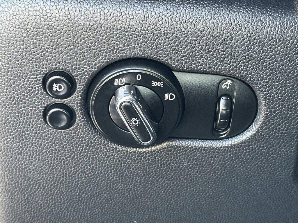 2020 MINI Cooper Signature Hardtop 2 Door