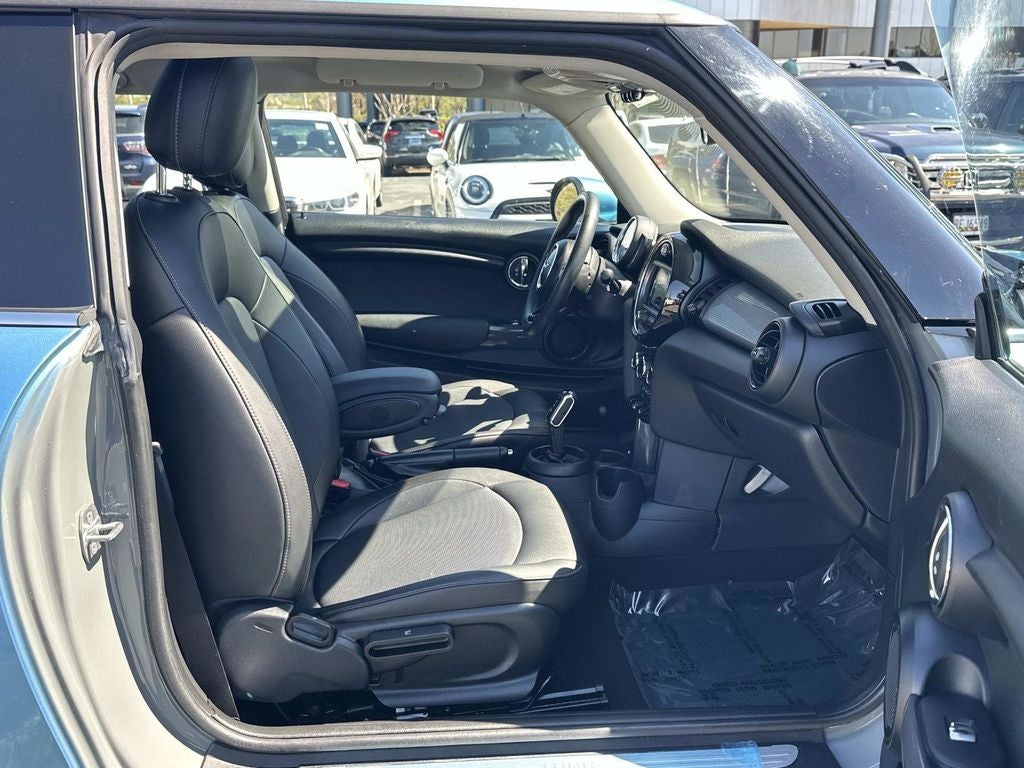 2020 MINI Cooper Signature Hardtop 2 Door