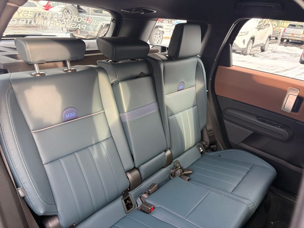 2025 MINI Cooper S Countryman Signature Plus Trim ALL4