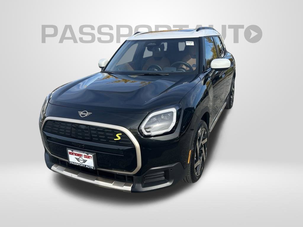 2025 MINI Cooper Countryman Iconic