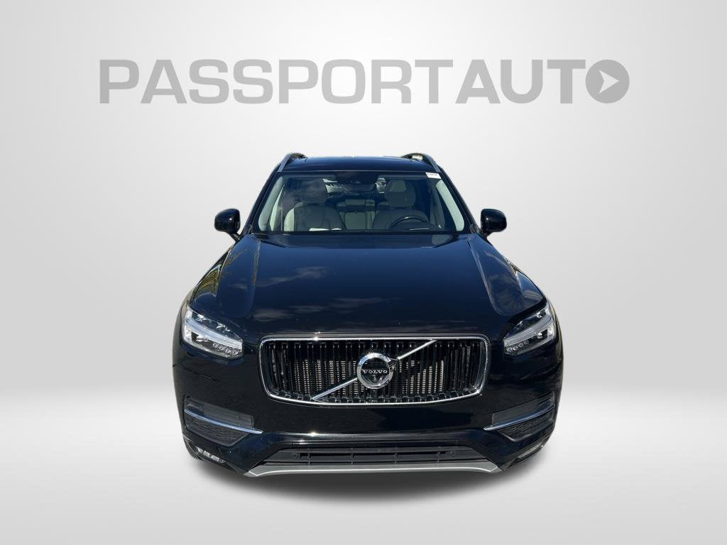 2017 Volvo XC90 T6 Momentum AWD