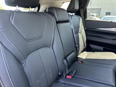 2026 INFINITI QX60 LUXE