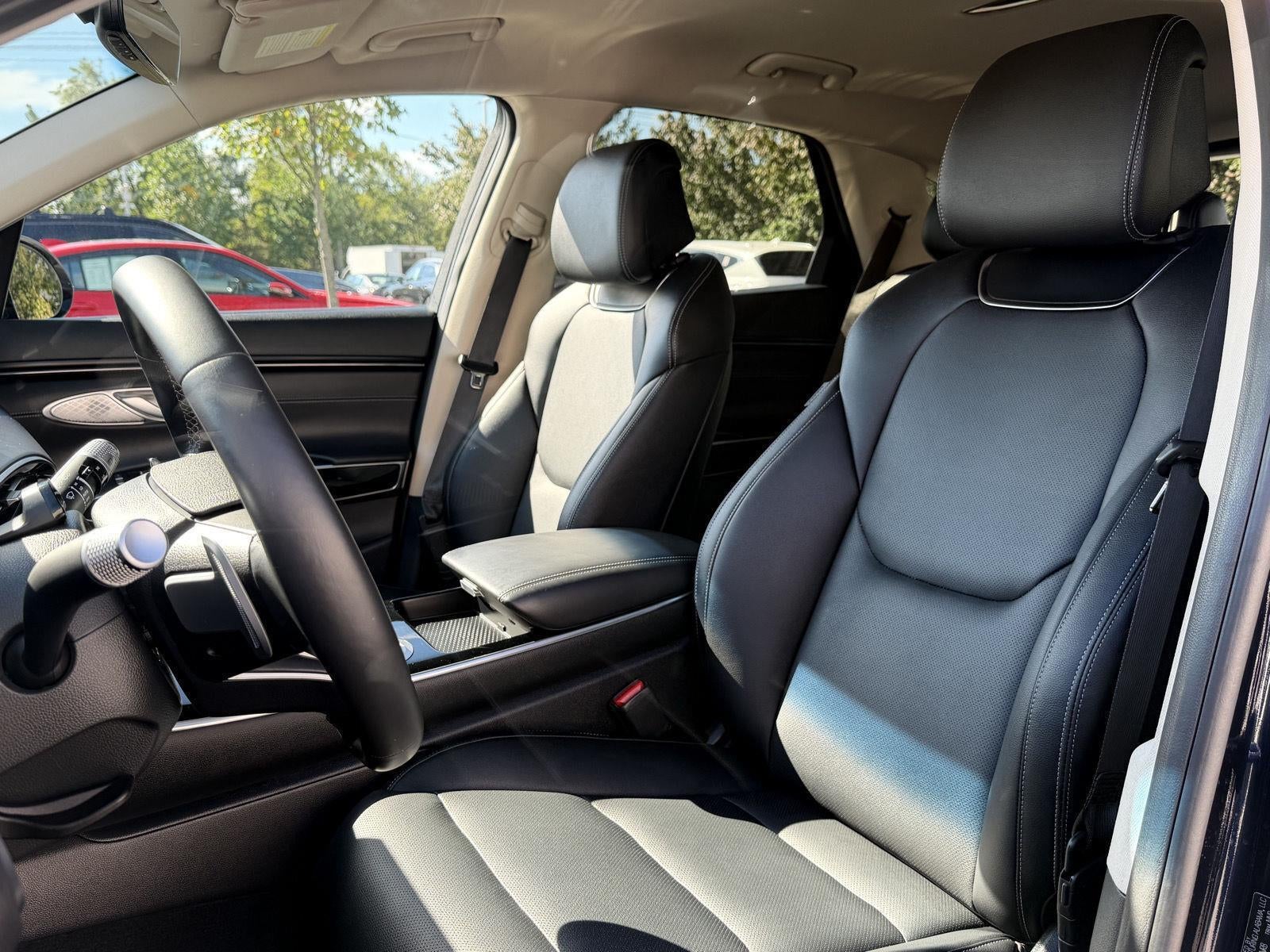 2026 Genesis GV70 2.5T