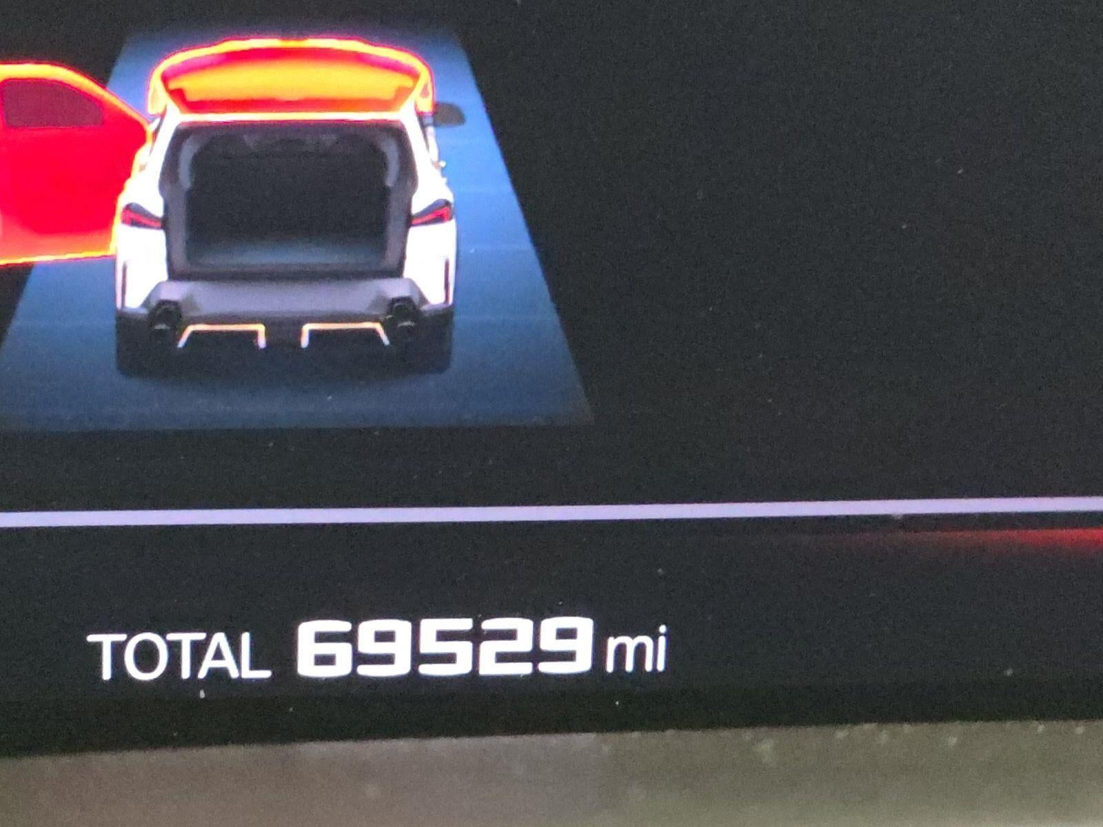 2023 BMW XM Base