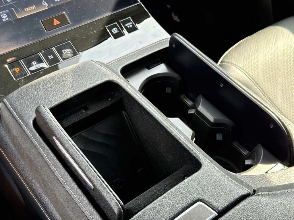 2025 INFINITI QX80 LUXE