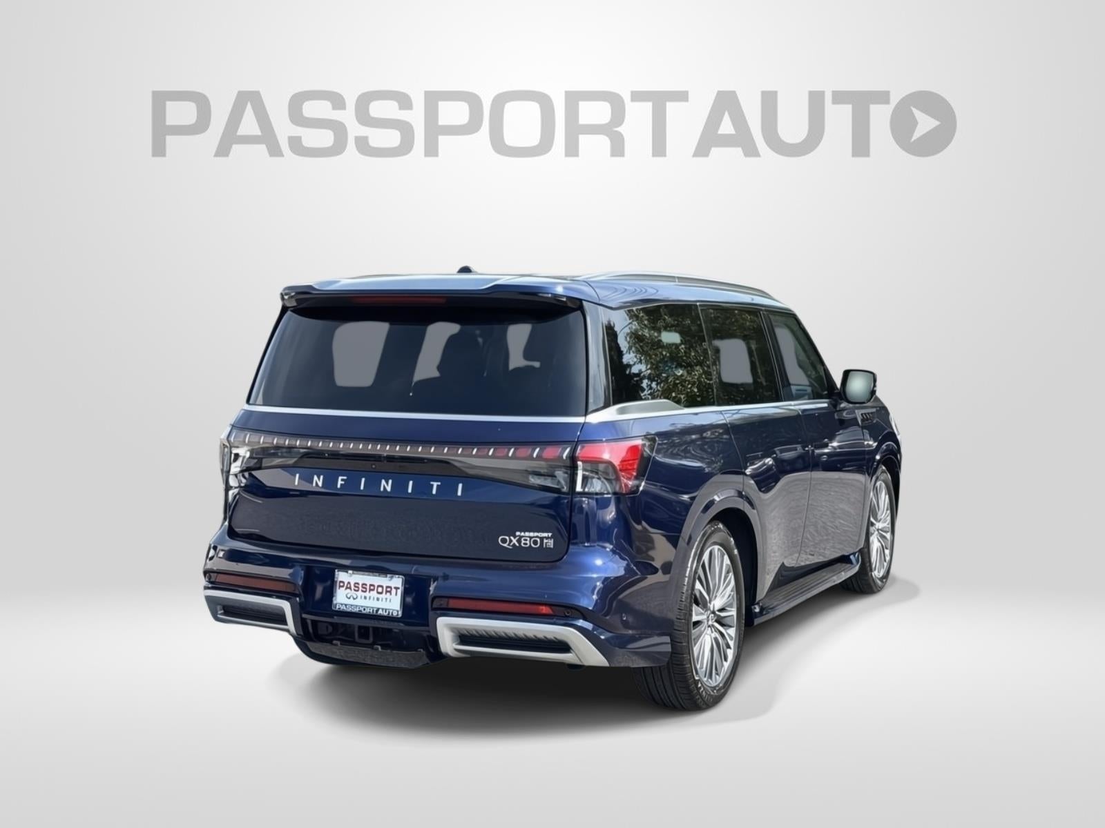 2025 INFINITI QX80 LUXE