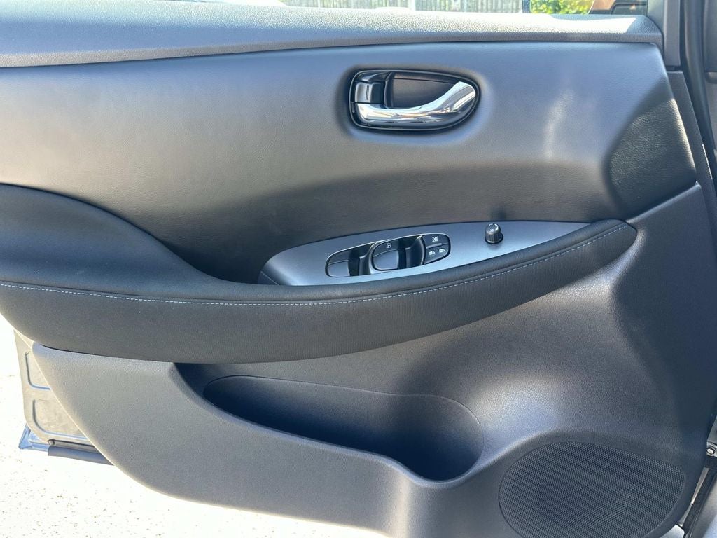 2023 Nissan Leaf S