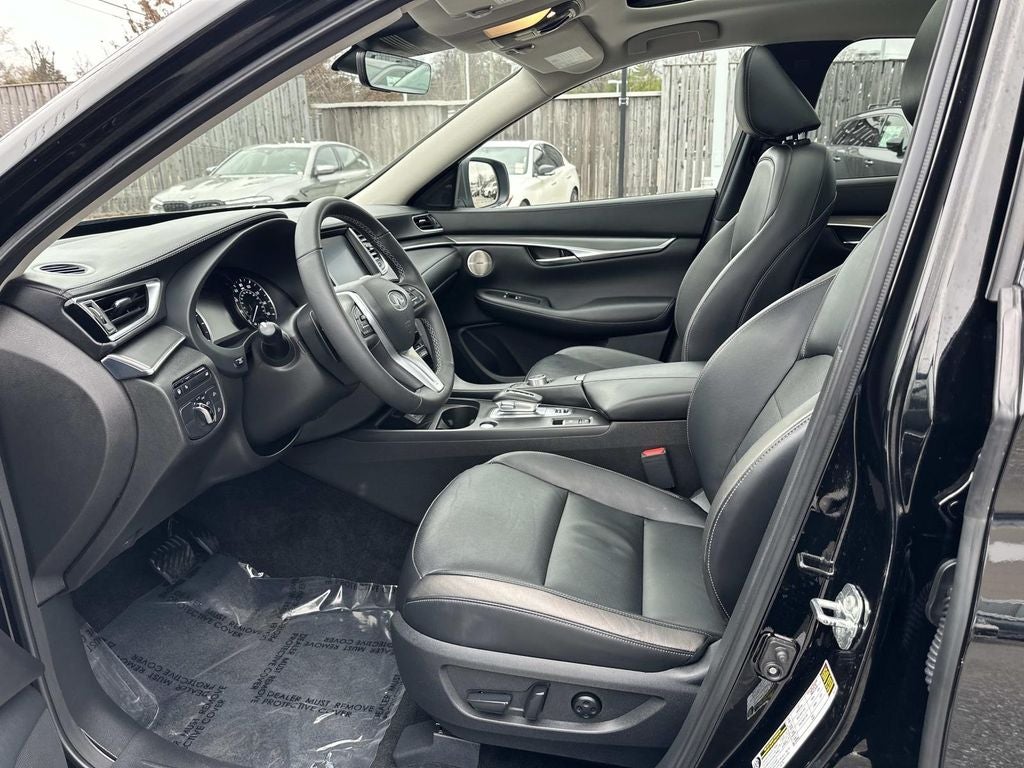 2024 INFINITI QX50 LUXE