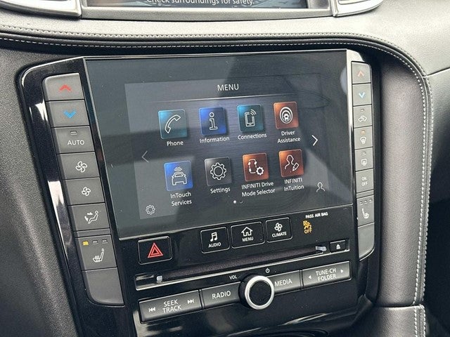 2024 INFINITI QX50 LUXE