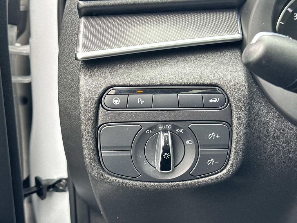 2023 INFINITI QX50 LUXE