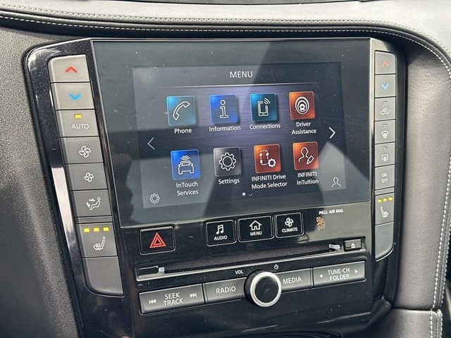 2023 INFINITI QX50 LUXE