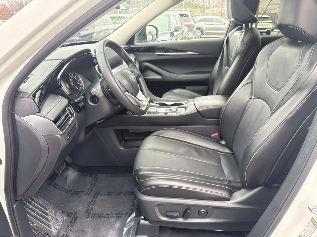2025 INFINITI QX60 PURE