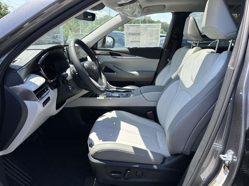 2027 INFINITI QX60 LUXE