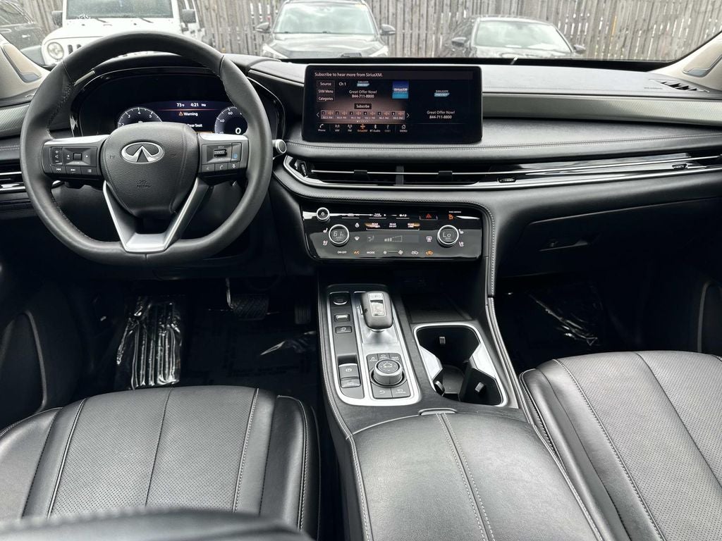 2025 INFINITI QX60 LUXE