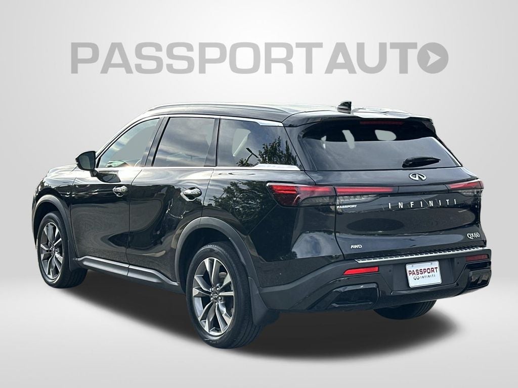 2023 INFINITI QX60 LUXE