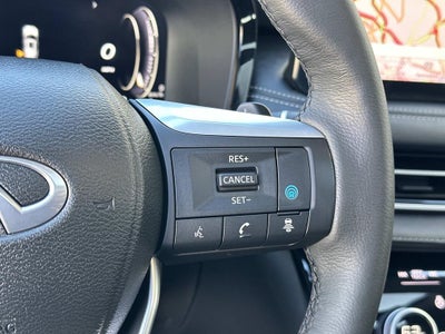2023 INFINITI QX60 LUXE