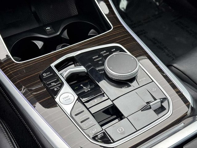 2025 BMW X5 xDrive50e