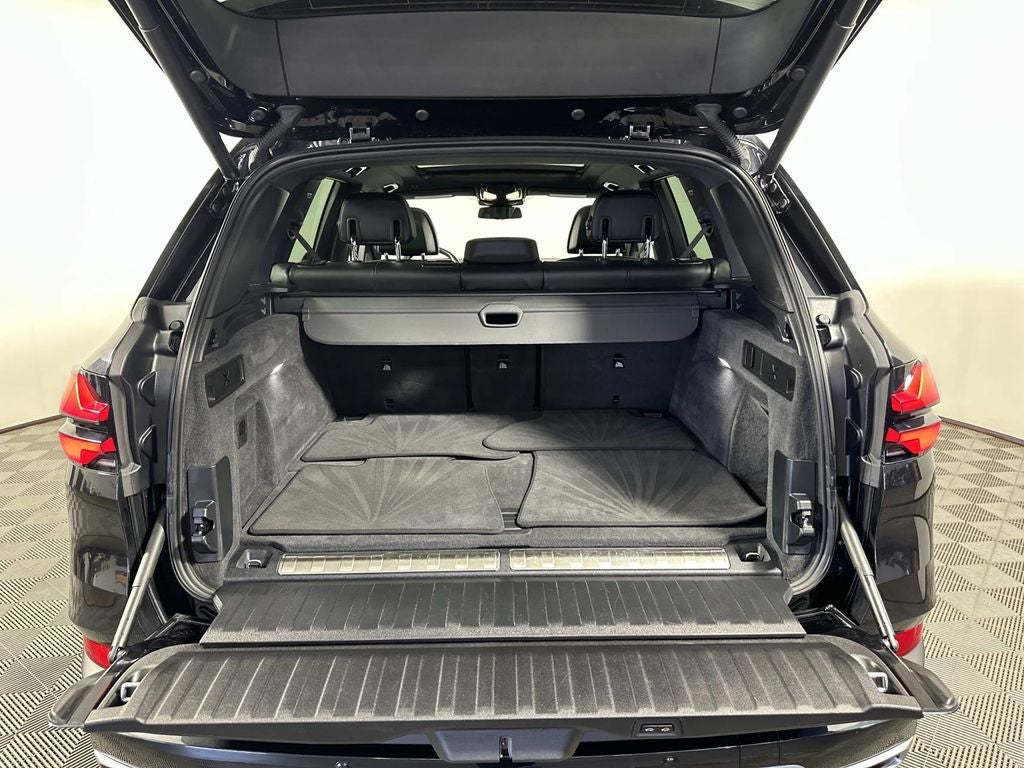 2025 BMW X5 xDrive50e