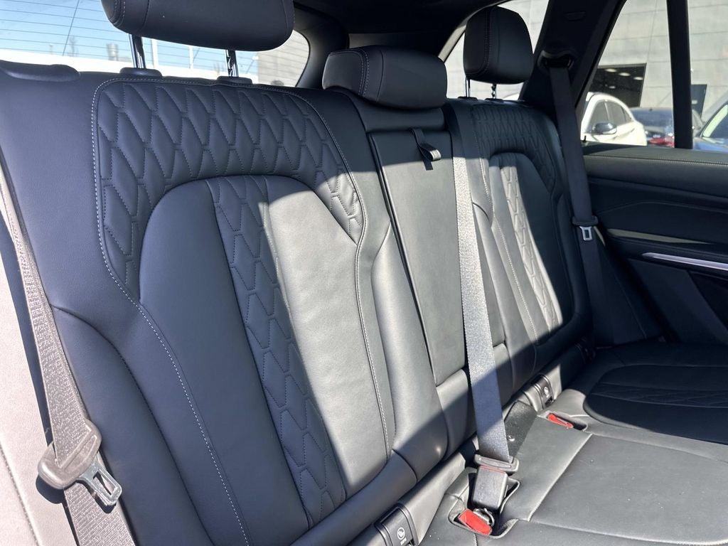 2025 BMW X5 xDrive50e