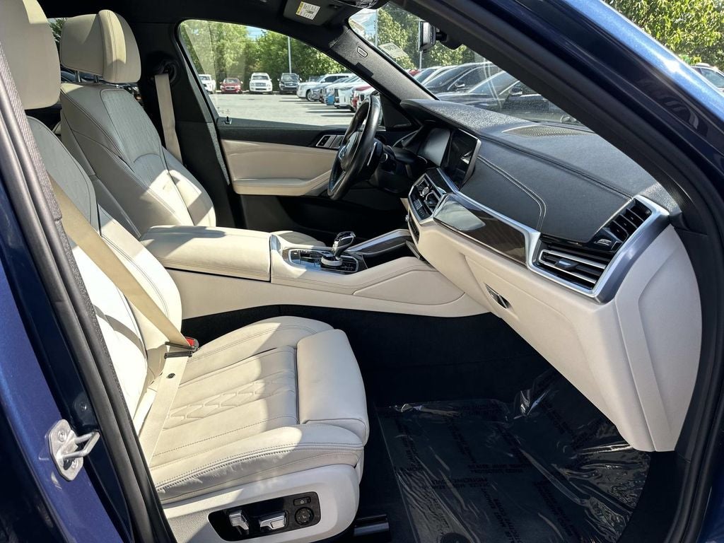 2022 BMW X6 xDrive40i