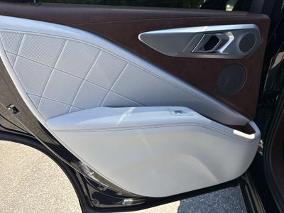2023 BMW XM Base