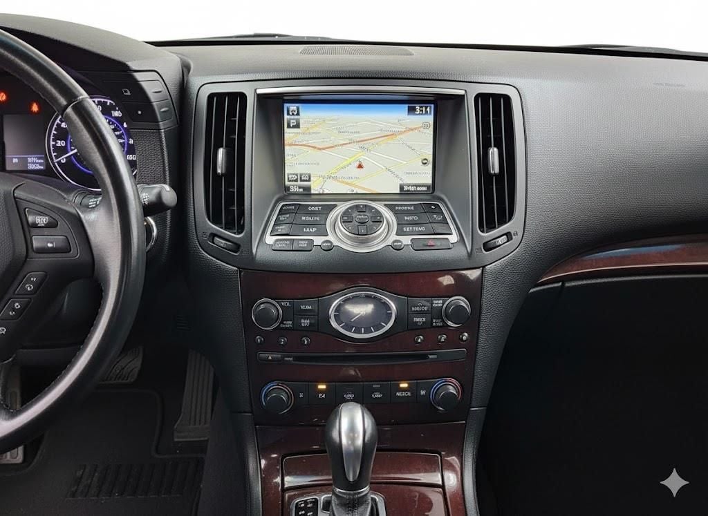 2014 INFINITI Q60 Base