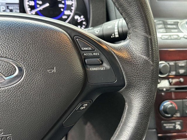 2014 INFINITI Q60 Base