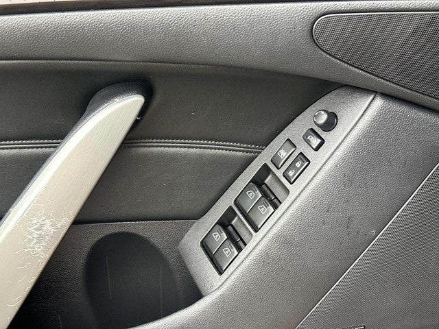 2014 INFINITI Q60 Base