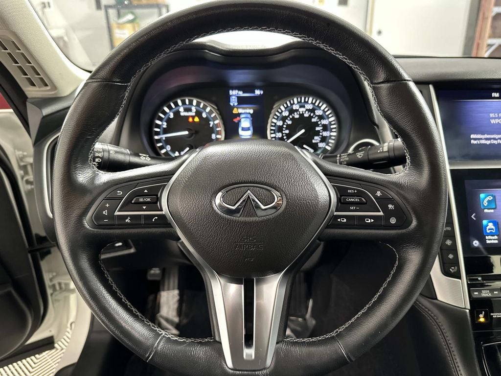 2023 INFINITI Q50 LUXE
