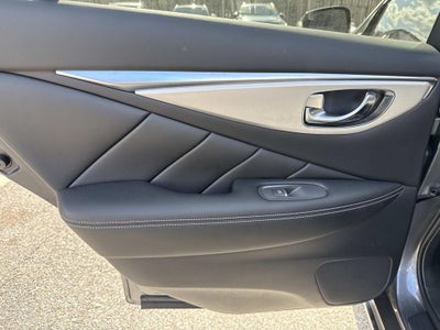 2023 INFINITI Q50 LUXE