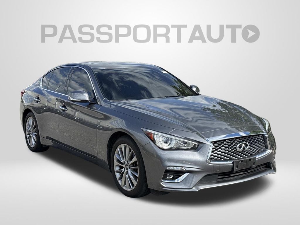 2023 INFINITI Q50 LUXE