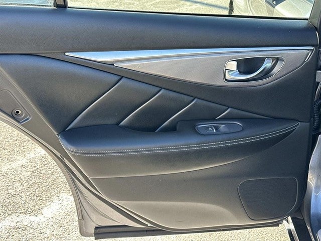 2016 INFINITI Q50 Red Sport 400