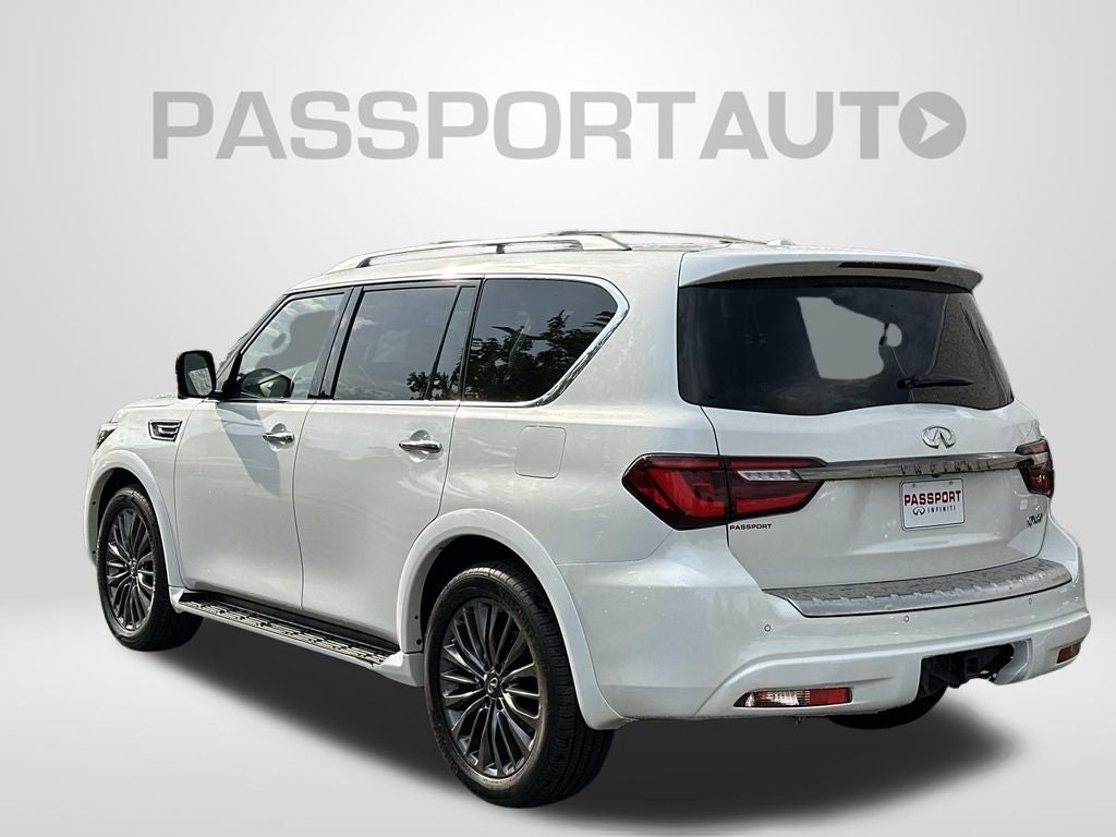 2023 INFINITI QX80 Premium Select