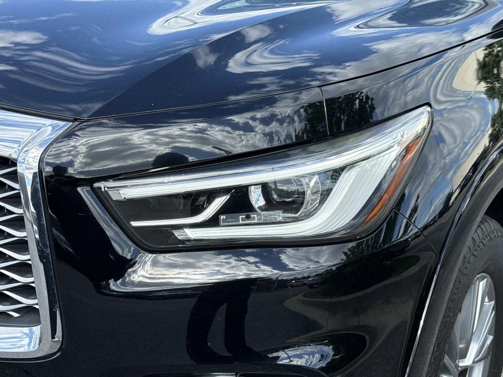 2021 INFINITI QX80 LUXE