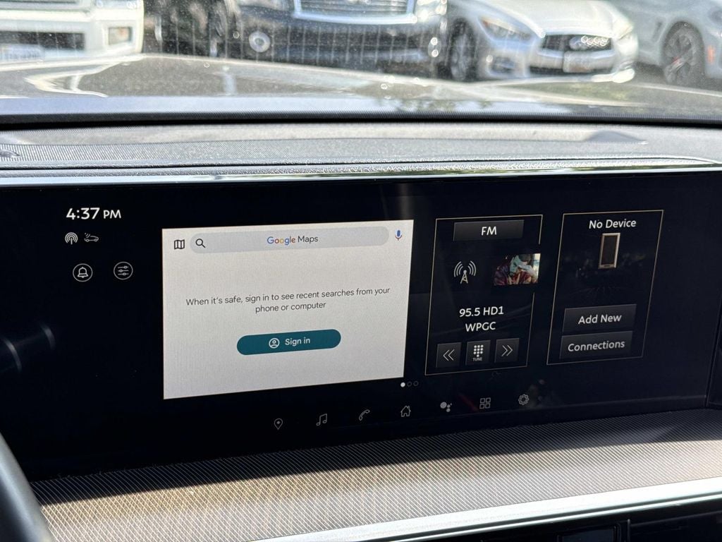 2025 INFINITI QX80 LUXE