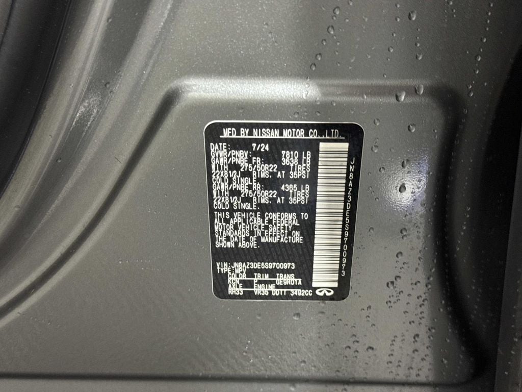 2025 INFINITI QX80 SENSORY