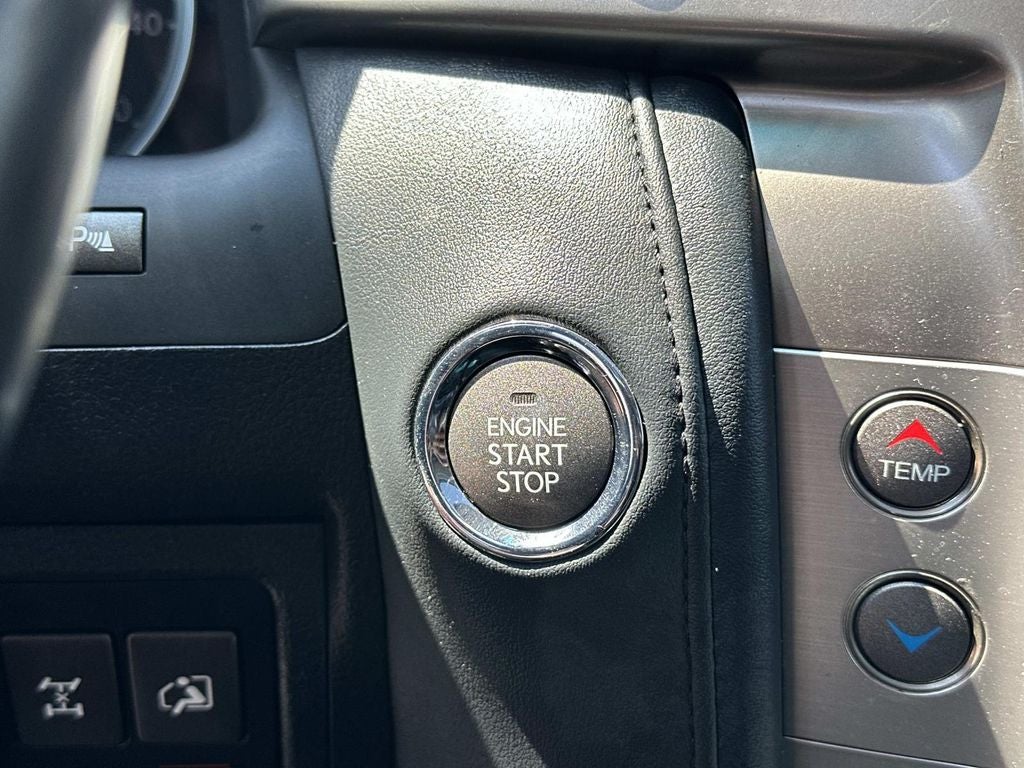 2014 Lexus LX 570