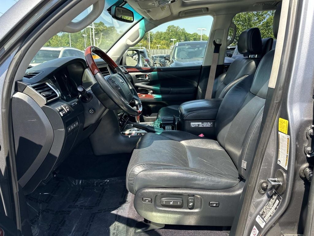 2014 Lexus LX 570