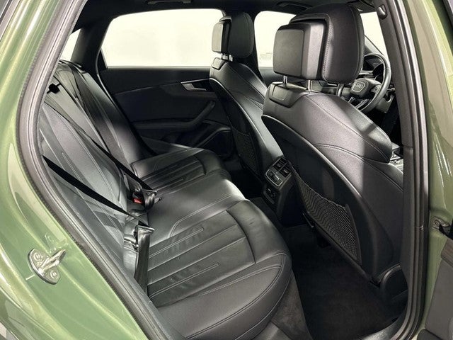 2023 Audi A4 45 S line Premium Plus quattro