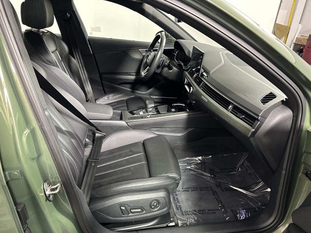 2023 Audi A4 45 S line Premium Plus quattro