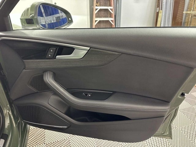 2023 Audi A4 45 S line Premium Plus quattro