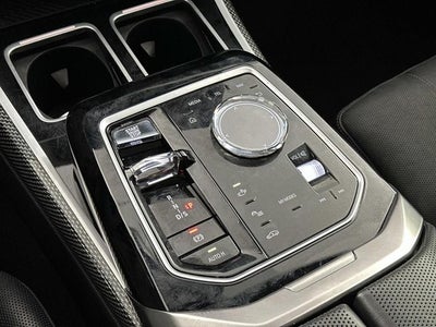 2023 BMW 7 Series 740i